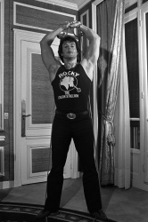 Sylvester Stallone - Gerard Schachmes Photoshoot 1979 - 3xHQ 1d6ocRrN