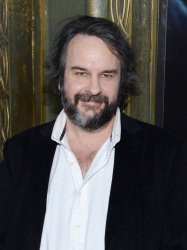 Peter Jackson - 'The Hobbit An Unexpected Journey' New York Premiere benefiting AFI at Ziegfeld Theater in New York - December 6, 2012 - 18xHQ 6t05kQaf