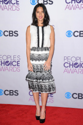 Olivia Munn - 39th Annual People's Choice Awards (Los Angeles, January 9, 2013) - 39xHQ 9we9sDiO
