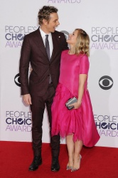 Kristen Bell - The 41st Annual People's Choice Awards in LA - January 7, 2015 - 262xHQ ABOoGO37