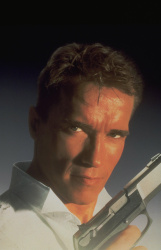 Arnold Schwarzenegger, Jamie Lee Curtis - постеры и промо стиль к фильму "True Lies (Правдивая ложь)", 1994 (43хHQ) BGb8GddG