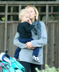 Malin Akerman - Out with her son in LA- February 20, 2015 (25xHQ) DOOSKRWW