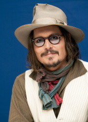 Johnny Depp - "The Tourist" press conference portraits by Armando Gallo (New York, December 6, 2010) - 31xHQ DZVeL6AA
