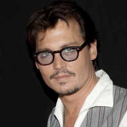 Johnny Depp - "Pirates of the Caribbean: On Stranger Tides" press conference portraits by Armando Gallo (Beverly Hills, May 4, 2011) - 22xHQ DdxBscqa