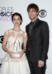 Adelaide Kane - 40th People's Choice Awards held at Nokia Theatre L.A. Live in Los Angeles (January 8, 2014) - 52xHQ DgMyNwrE