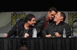Robert Downey Jr. - "Iron Man 3" panel during Comic-Con at San Diego Convention Center (July 14, 2012) - 36xHQ FMWzmCbX