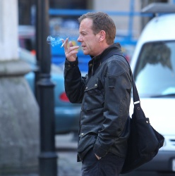 Kiefer Sutherland - 24 Live Another Day On Set - March 9, 2014 - 55xHQ FfqRcaoL