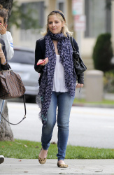 Sarah Michelle Gellar - out and about in Brentwood, 30 января 2015 (28xHQ) Gd7t6mQ6
