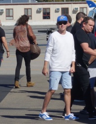 Harry Styles, Niall Horan and Liam Payne - Arriving in Adelaide, Australia - February 17, 2015 - 12xHQ Iw374k09