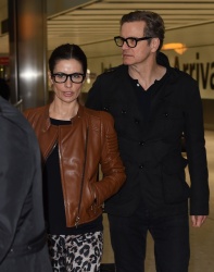 Colin Firth - is seen arriving at London’s Heathrow airport with his wife Livia (January 13, 2015) - 7xMQ JIA3TBQ3