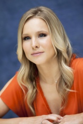 Kristen Bell - "You Again" press conference portraits by Armando Gallo (Beverly Hills, August 28, 2010) - 12xHQ Jj0AREhC
