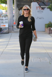 Kate Upton - Out in Beverly Hills (2015.02.25.) (25xHQ) KFA4HQD1