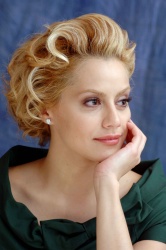 Brittany Murphy - Brittany Murphy - Happy Feet press conference portraits by Vera Anderson (Hollywood. November 7, 2006) - 14xHQ KeksiRx6