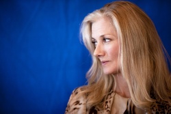 Joely Richardson - "Anonymous" press conference portraits by Armando Gallo (Cancun, July 12, 2011) - 16xHQ KjSWvvoO