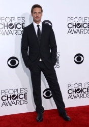 Josh Holloway - 40th People's Choice Awards at the Nokia Theatre in Los Angeles, California - January 8, 2014 - 20xHQ NH14lrFp