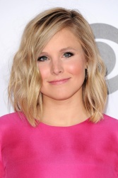 Kristen Bell - The 41st Annual People's Choice Awards in LA - January 7, 2015 - 262xHQ OFkrWqk3