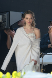 Amanda Seyfried - On the set of a photoshoot in Miami - February 14, 2015 (111xHQ) OM0iJd1l