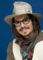 Johnny Depp - "The Tourist" press conference portraits by Armando Gallo (New York, December 6, 2010) - 31xHQ PC8OMhBq