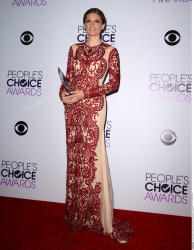 Stana Katic - 40th People's Choice Awards held at Nokia Theatre L.A. Live in Los Angeles (January 8, 2014) - 84xHQ POMic2xv