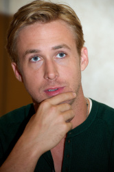 Ryan Gosling - Drive press conference portraits by Vera Anderson (Los Angeles, September 26, 2011) - 10xHQ QkVS8MMy