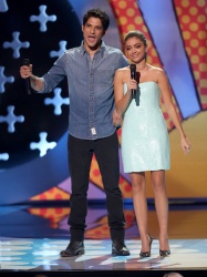 Sarah Hyland - FOX's 2014 Teen Choice Awards at The Shrine Auditorium on August 10, 2014 in Los Angeles, California - 367xHQ RXb7ZLHM