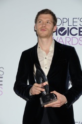 Joseph Morgan, Persia White - 40th People's Choice Awards held at Nokia Theatre L.A. Live in Los Angeles (January 8, 2014) - 114xHQ Rfd0jCD6