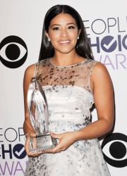 Gina Rodriguez - The 41st Annual People's Choice Awards in LA - January 7, 2015 - 18xHQ Sy90ZTFA