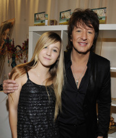 Ava Sambora - Ubisoft's 'Just Dance 2' At The American Music Awards Gifting Lounge - Day 4, Los Angeles, CA, 11/21/2010