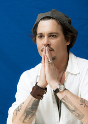 Johnny Depp - "The Rum Diary" press conference portraits by Armando Gallo (Hollywood, October 13, 2011) - 34xHQ UMoAD3ce