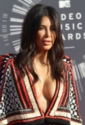 Kim Kardashian - 2014 MTV Video Music Awards in Los Angeles, August 24, 2014 - 90xHQ WyskrZvJ
