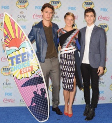 Shailene Woodley - 2014 Teen Choice Awards, Los Angeles August 10, 2014 - 363xHQ YT9GvMko