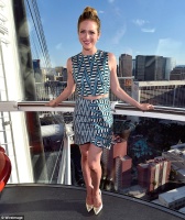 [LQ tag] Brittany Snow - riding the High Roller, the world's tallest observation wheel, in Las Vegas 6/13/15
