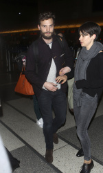 Jamie Dornan - Spotted at at LAX Airport with his wife, Amelia Warner - January 13, 2015 - 69xHQ AUxtFWQy