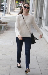 Emmy Rossum - Shopping in Beverly Hills - February 27, 2015 (57xHQ) BXoLbmUo