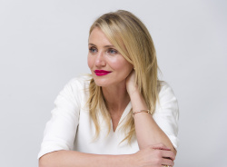 Cameron Diaz - The Other Woman press conference portraits by Magnus Sundholm (Beverly Hills, April 10, 2014) - 19xHQ Cv3VqhSz