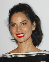 Olivia Munn - The 41st Annual People's Choice Awards in LA - January 7, 2015 - 146xHQ Ey0eVnWM