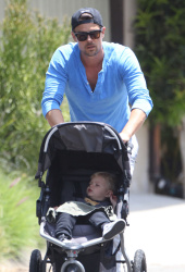 Josh Duhamel - Out and about in Brentwood - May 9, 2015 - 22xHQ FOHKm5eK