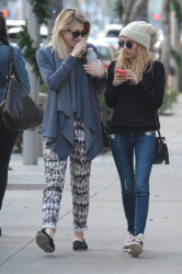 Emma Roberts - Out and about in Beverly Hills, 12 января 2015 (23xHQ) Fd0oyfry
