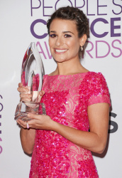Lea Michele - 2013 People's Choice Awards at the Nokia Theatre in Los Angeles, California - January 9, 2013 - 339xHQ GCv7poR6