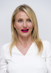 Cameron Diaz - The Other Woman press conference portraits by Magnus Sundholm (Beverly Hills, April 10, 2014) - 19xHQ LRC18oGL