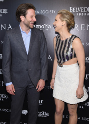Jennifer Lawrence и Bradley Cooper - Attends a screening of 'Serena' hosted by Magnolia Pictures and The Cinema Society with Dior Beauty, Нью-Йорк, 21 марта 2015 (449xHQ) Mj0xWBXF