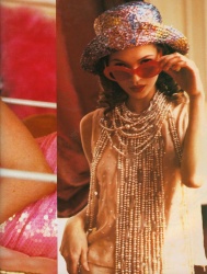 Kate Moss - Vogue Italia - April 1992 - 8xHQ OBVWPMLy
