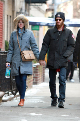 Emma Stone - Out and about in NYC, 7 января 2015 (14xHQ) OHf0PNOY
