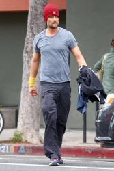 Josh Duhamel - looked determined on Monday morning as he head into a CircuitWorks class in Santa Monica - March 2, 2015 - 17xHQ PRw1zJJL