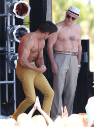 Zac Efron & Robert De Niro - On the set of Dirty Grandpa in Tybee Island,Giorgia 2015.04.30 - 140xHQ PguIOE1C