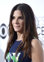 Sandra Bullock - 40th Annual People's Choice Awards at Nokia Theatre L.A. Live in Los Angeles, CA - January 8 2014 - 332xHQ PuYZnQUI