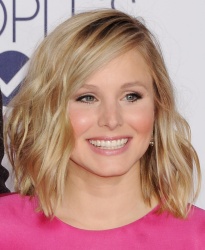 Kristen Bell - Kristen Bell - The 41st Annual People's Choice Awards in LA - January 7, 2015 - 262xHQ Q1SpEzz6