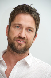 Gerard Butler - How To Train Your Dragon press conference portraits by Vera Anderson (Beverly Hills, March 20, 2010) - 19xHQ Qeh4IGU8