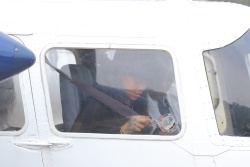 Rihanna - Boarding a private jet in Saint Barthélemy, 4 января 2015 (11xHQ) QtxP4qS4