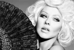 Christina Aguilera - Unforgettable Perfume Promo Shoot - 5xHQ TxG8fRnP